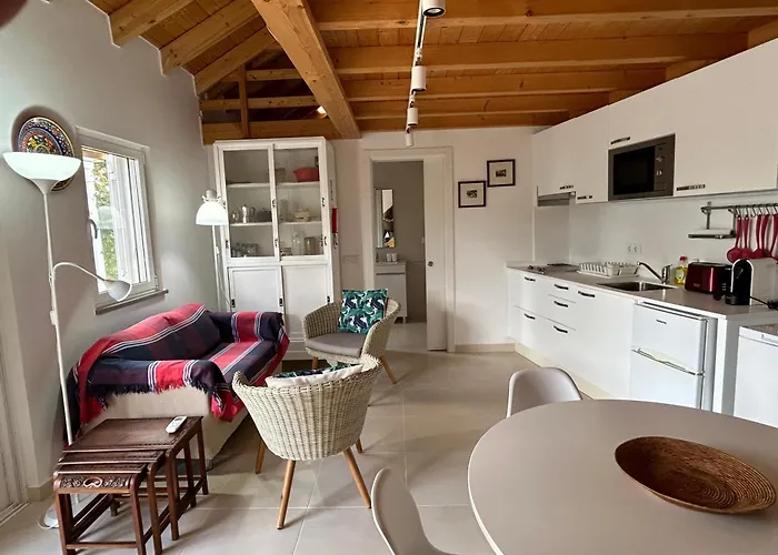 Casa Do Meio- Farm House-
